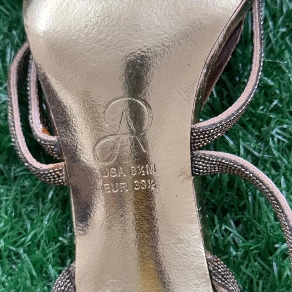 Adrianna Papell Gold Strappy‎ Women's Pumps Size 8.5